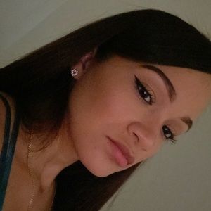 Meet your Posher, Sasha